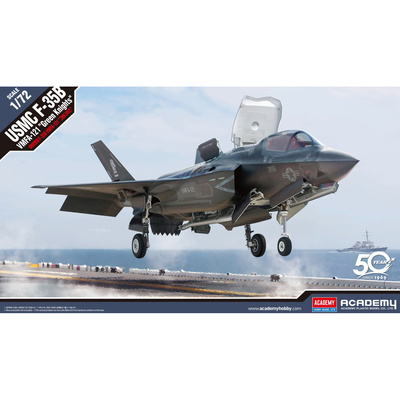 12569 Academy 1/72 Истребитель USMC F-35B VMFA-121 