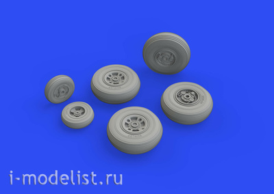 672230 Eduard 1/72 set of additions to the Shackleton MR model.3 wheels (Revell)