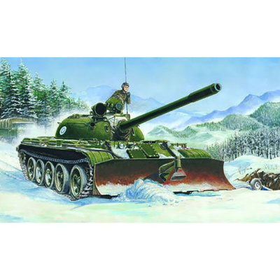 00313 Трубач 1/35 Советский танк Т-55 образца 1958 года с БТУ-55 (по лицензии ОмскТрансМаш)