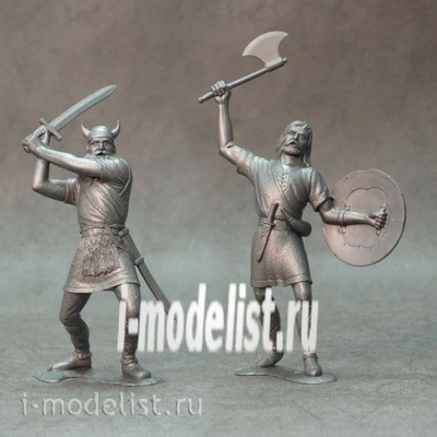 80009 ARK-models Высота: 15 см. Набор из двух фигур: Варвары (собранные).
