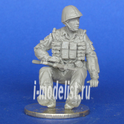 Mcf35166 MasterClub 1/35 Советский солдат, сидящий на Бтр-70. Афганистан