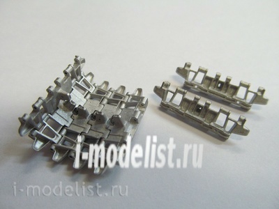 MTL-35081 MasterClub 1/35 Траки для танка Conqueror (железо)