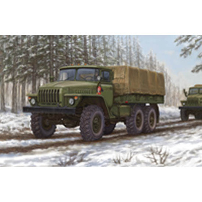 01012 Трубач 1/35 Russian U-4320 Truck