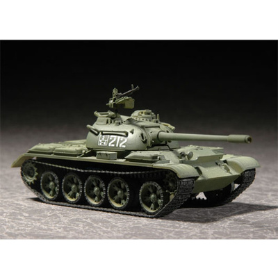 07281 Трубач 1/72 Русский средний танк Т-54Б (по лицензии ОмскТрансМаш)