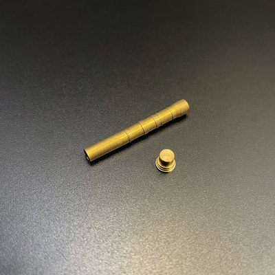 3539 Model Point 1/35 Container ATGM 9M113 
