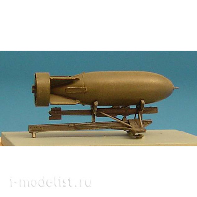 BRL48004 Brengun 1/48 Подставка + британская 500-фунтовая бомба для Spitfire