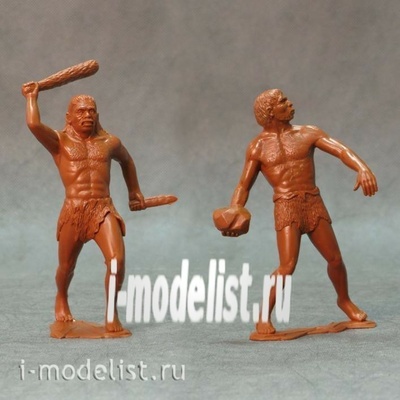 80011 ARK-models Высота: 15 см. Набор из двух фигур: Пещерные люди (собранные).