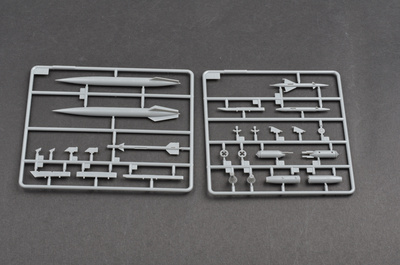 02858 Трубач 1/48 Самолет М-21 F-13 Fishbed