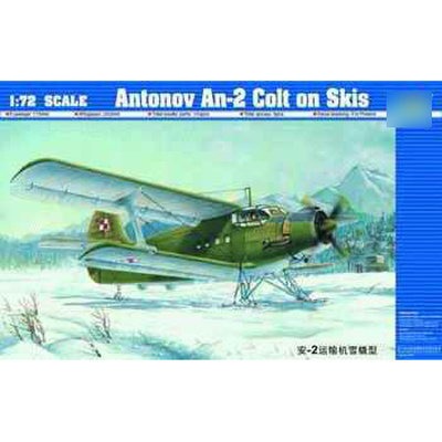 01607 Трубач 1/72 Самолет Антонов Ан-2 (на лыжах)