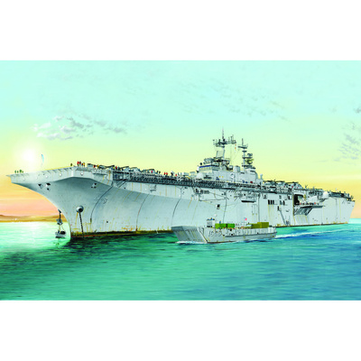 83404 HobbyBoss 1/700 USS Kearsarge LHD-3