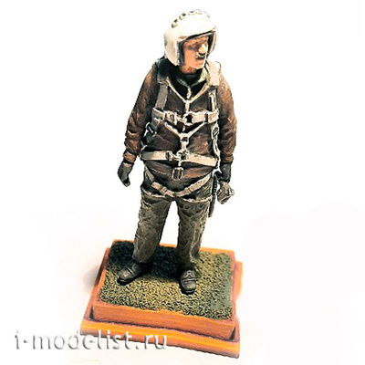 4824-1 Aires 1/48 Фигура российского пилота